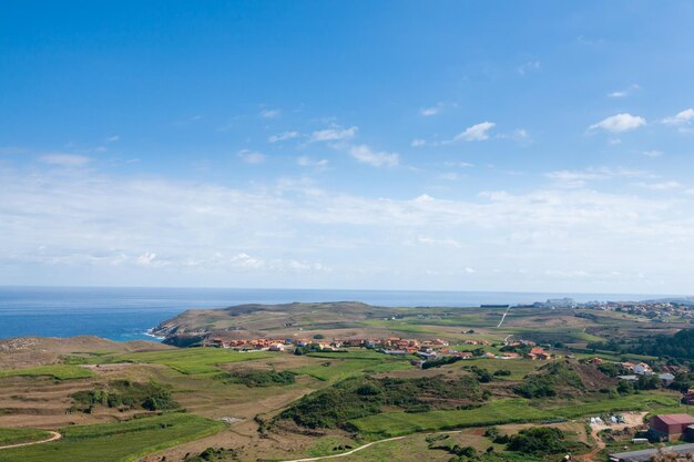 Foto região de cantabria paisagem rural espanha panorama espanhol