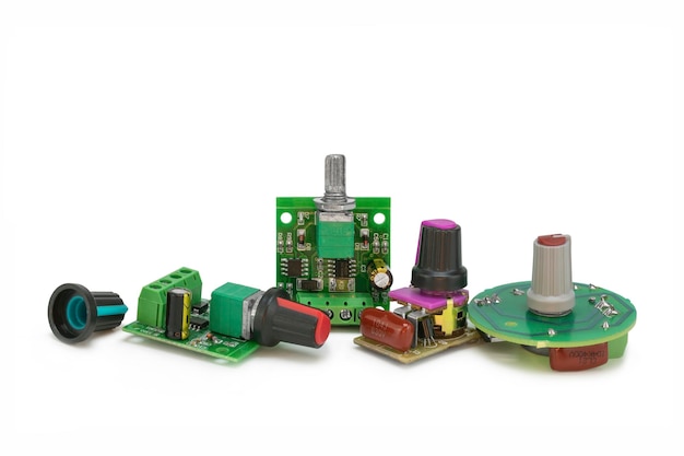 Regulador de voltaje ajustable Módulo de fuente de alimentación reductor Controlador de velocidad Pwm Motor eléctrico