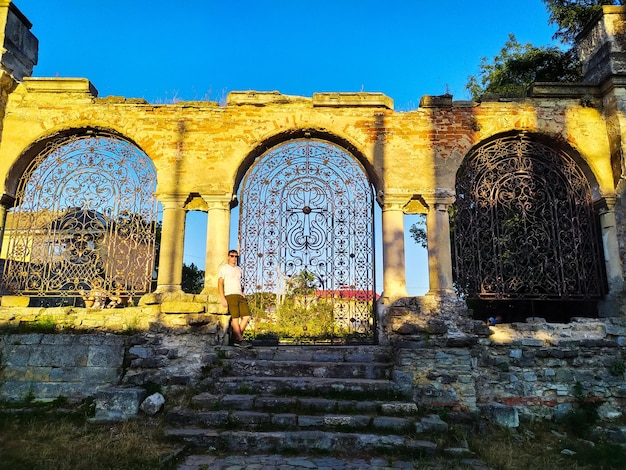 Reich verzierter Zaun der armenischen Kirche in KamianetsPodilskyi