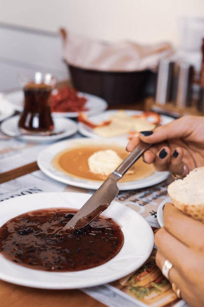 Reichhaltiges und leckeres türkisches Frühstück