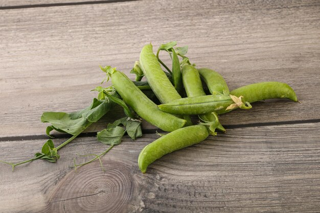 Reife grüne Erbsen-Natur-Bio-Hose