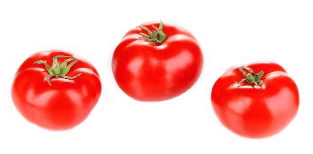 Reife Tomaten, isoliert auf weiss