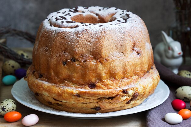 Reindling, bolo de Páscoa alemão e austríaco na decoração de Páscoa. Estilo rústico.