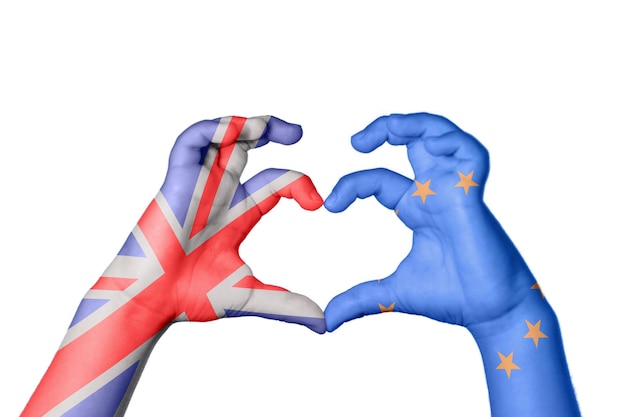 Foto reino unido, união europeia, coração, gesto mão, fazendo, caminho clipping, coração