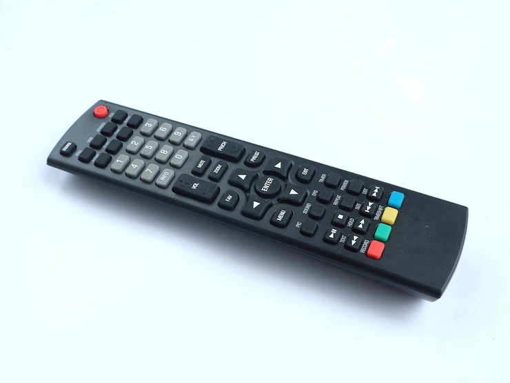 Foto remote de televisão isolado em fundo branco