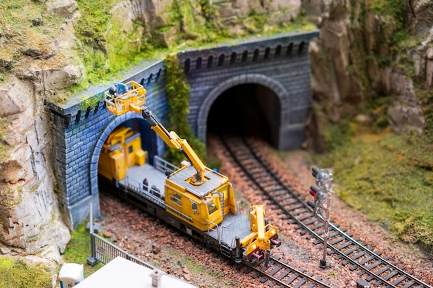 Reparo em miniatura em trilhos de trem