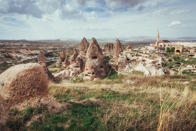 Repase formaciones geológicas únicas en Capadocia, Turquía. Kappa