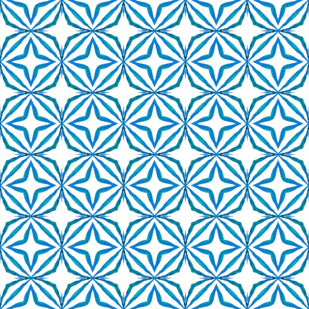Repetición de la franja a rayas dibujada a mano azul inusual