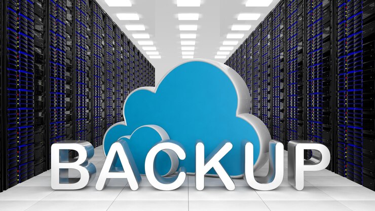 Foto representación 3d de dataceter con símbolos de nube y texto de respaldo aislado sobre fondo blanco