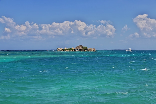 Reserva natural de Rosário no mar do Caribe perto de Cartagena, Colômbia