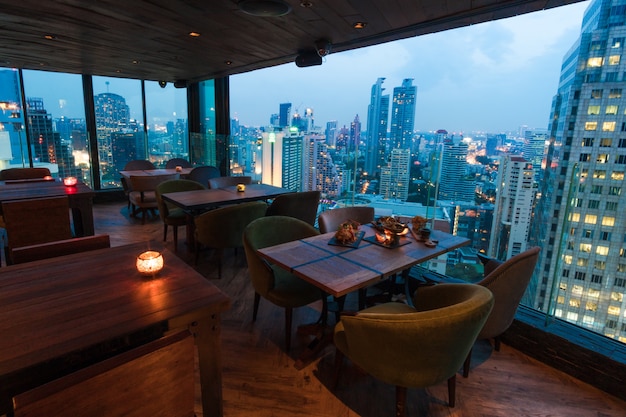 Restaurante Skyline en Bangkok, Tailandia