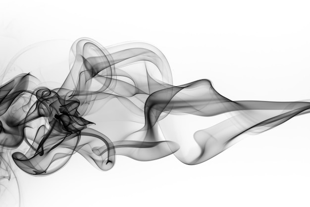 Resumo de fumaça preta no design de fogo de fundo branco
