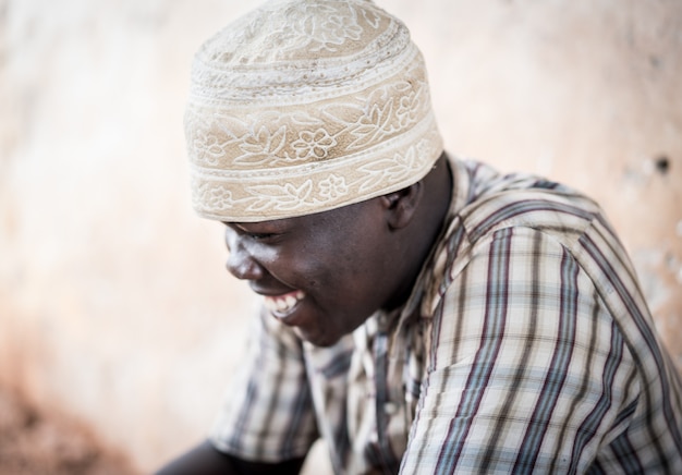 Retrato de adolescente africano