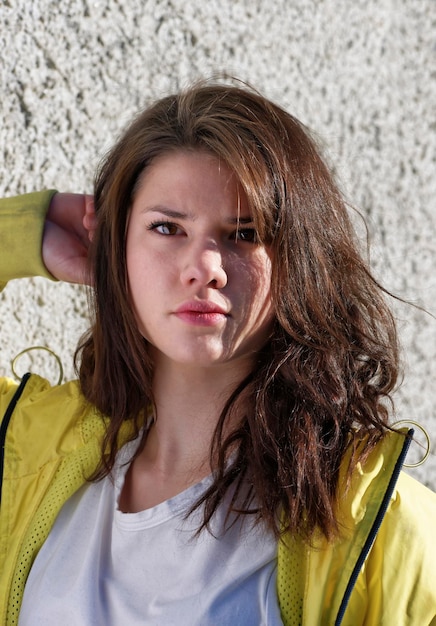 Retrato de adolescente femenina de Italia