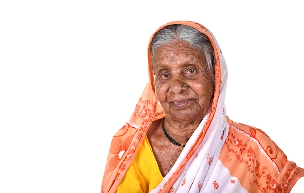 Foto retrato, de, un, anciana, senior, mujer india