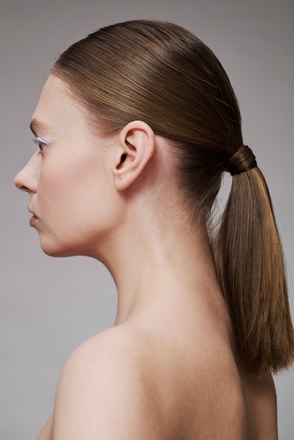 Foto retrato de belleza de mujer joven