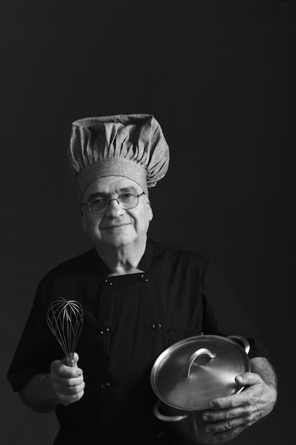 Retrato de chef senior