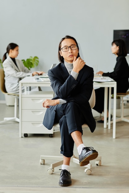 Retrato de empresário asiático de sucesso