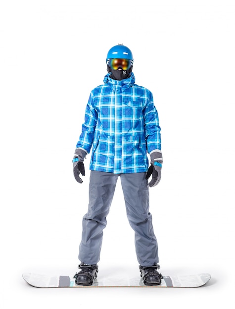Retrato, de, homem jovem, em, sportswear, com, snowboard, isolado, branco