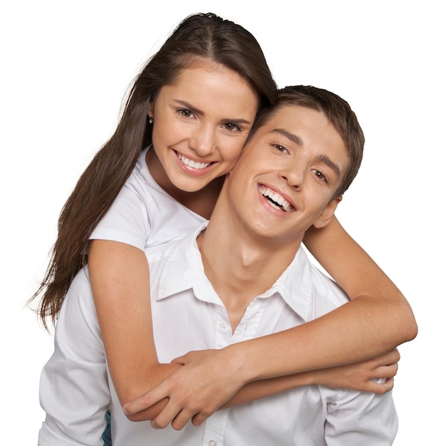 Retrato de jovem casal feliz e sorridente