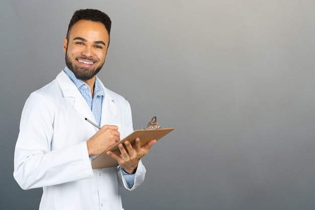 Retrato de médico Africano