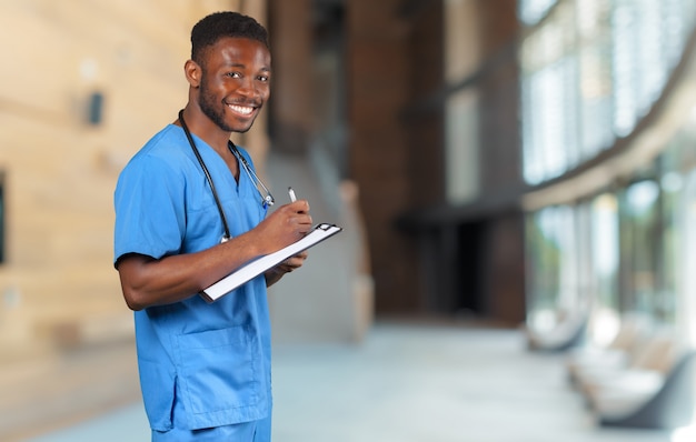 Retrato de médico africano