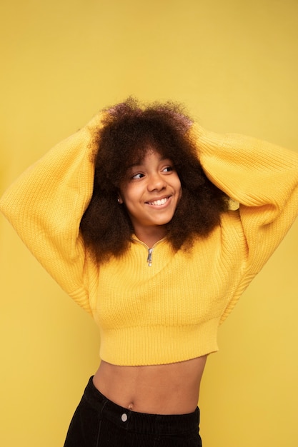 Foto retrato de menina adolescente de perto