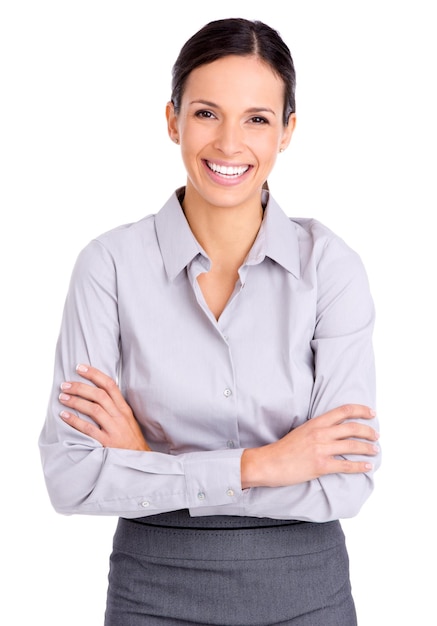 Foto retrato de mulher de negócios e sorriso com confiança em estúdio como advogada profissional corporativa ou fundo branco cara de pessoa feminina e braços cruzados ou maquete para escritório de advocacia do canadá ou startup