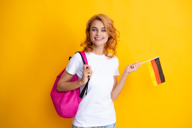 Retrato de mulher Educação e aprendizado na Alemanha imigração e viagens na Europa Deutschland deutsche flag Alemanha flag estudo na Alemanha Aluna