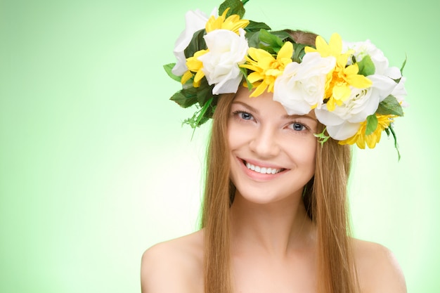 Retrato de mulher jovem beleza