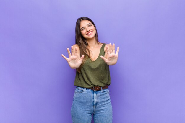 Retrato de mulher jovem bonita