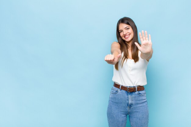 Retrato de mulher jovem bonita