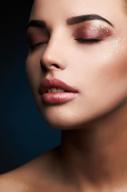 Retrato de mulher sensualBeauty Makeup