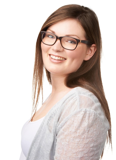 Foto retrato de sorriso e óculos para a visão com uma mulher em estúdio isolada em um fundo branco para optometria óculos faciais e um jovem feliz com lentes de moldura de receita para a visão óptica