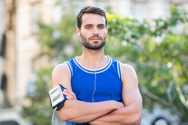 Retrato de um determinado atleta bonito