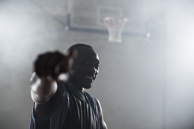 Retrato de um jogador de basquete