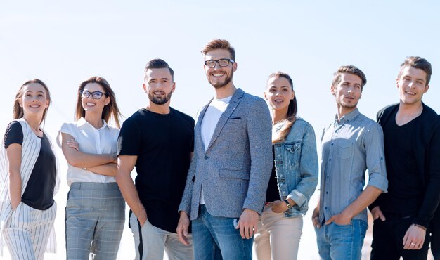 Retrato de uma foto de equipe de negócios moderna com espaço de cópia