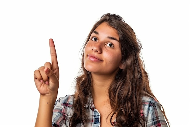 retrato de uma jovem pensante apontando para cima em fundo branco isolado