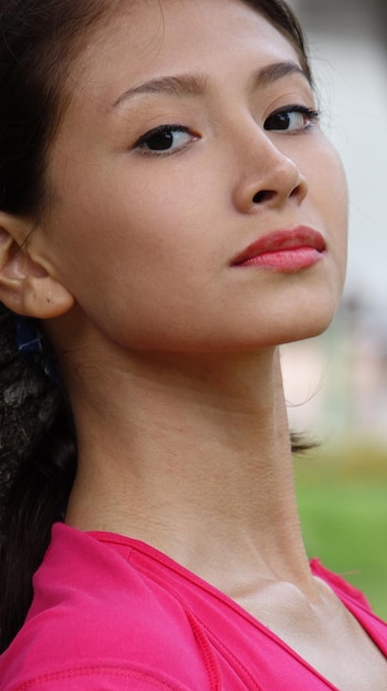 Foto retrato de uma mulher em close-up