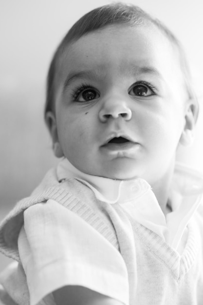 Foto retrato em close-up de um bebê bonito