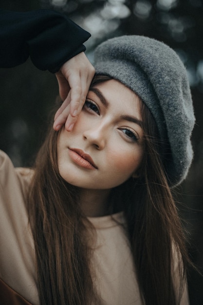 Retrato em close-up de uma jovem