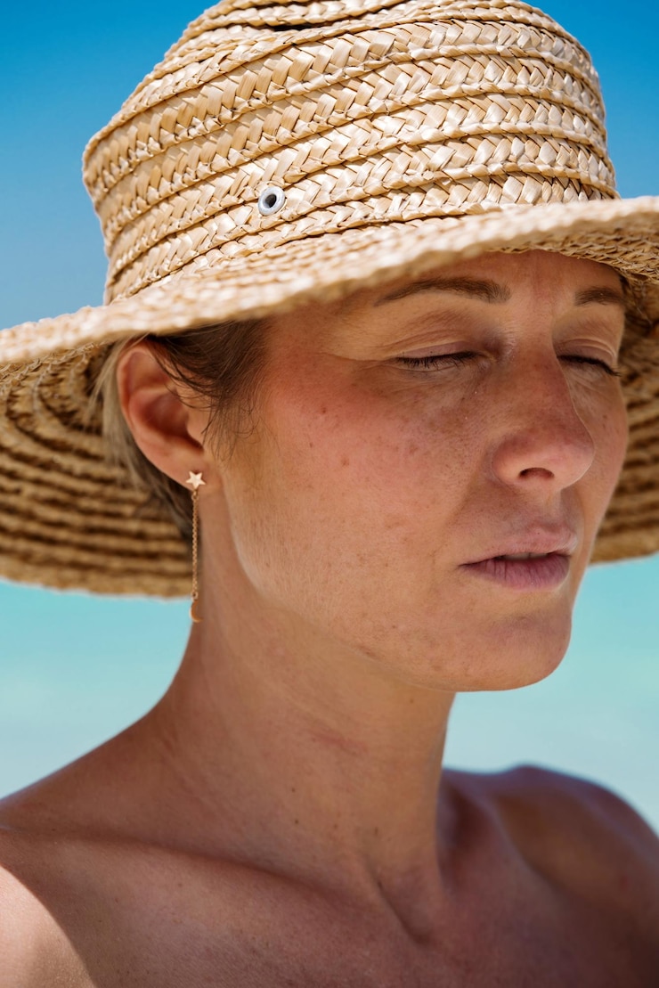 Foto retrato em close-up de uma mulher adulta