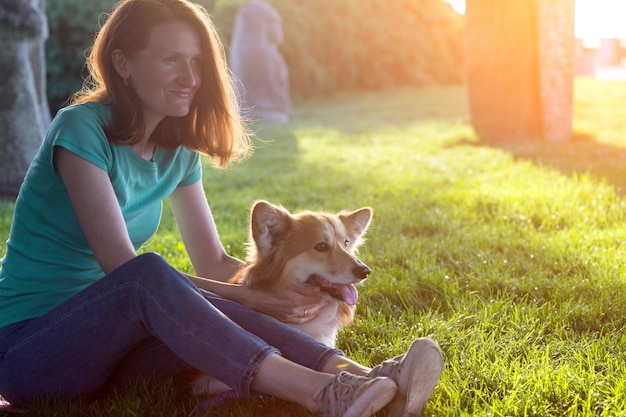 Retrato esponjoso de Corgi