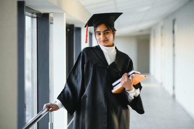 Retrato de estudiante de posgrado indio