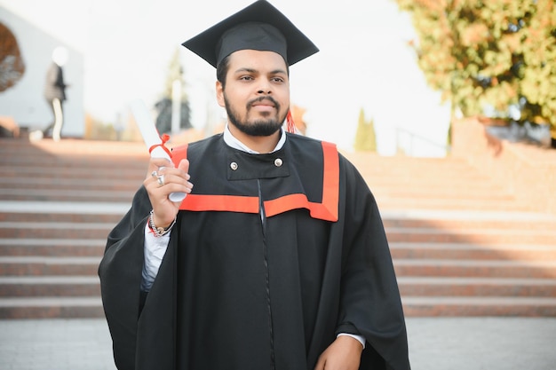 Retrato de estudiante de posgrado indio