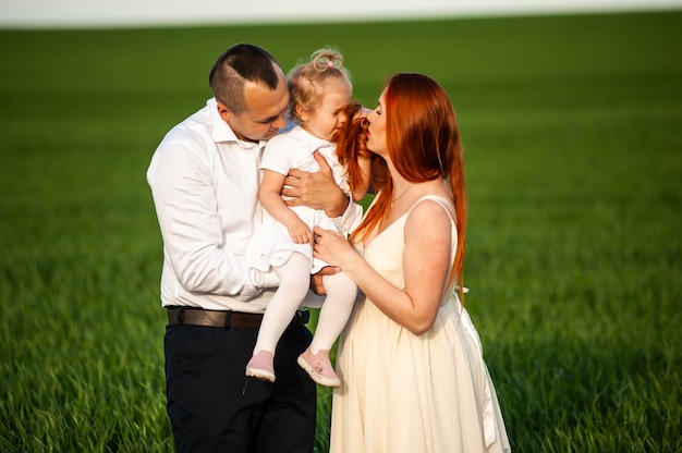 Retrato de familia al aire libre