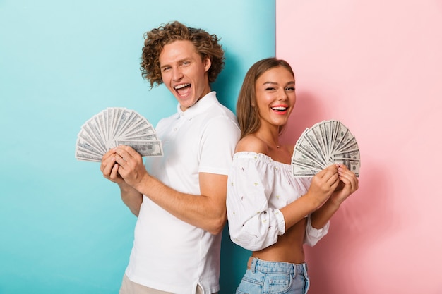 Retrato, de, un, feliz, pareja joven