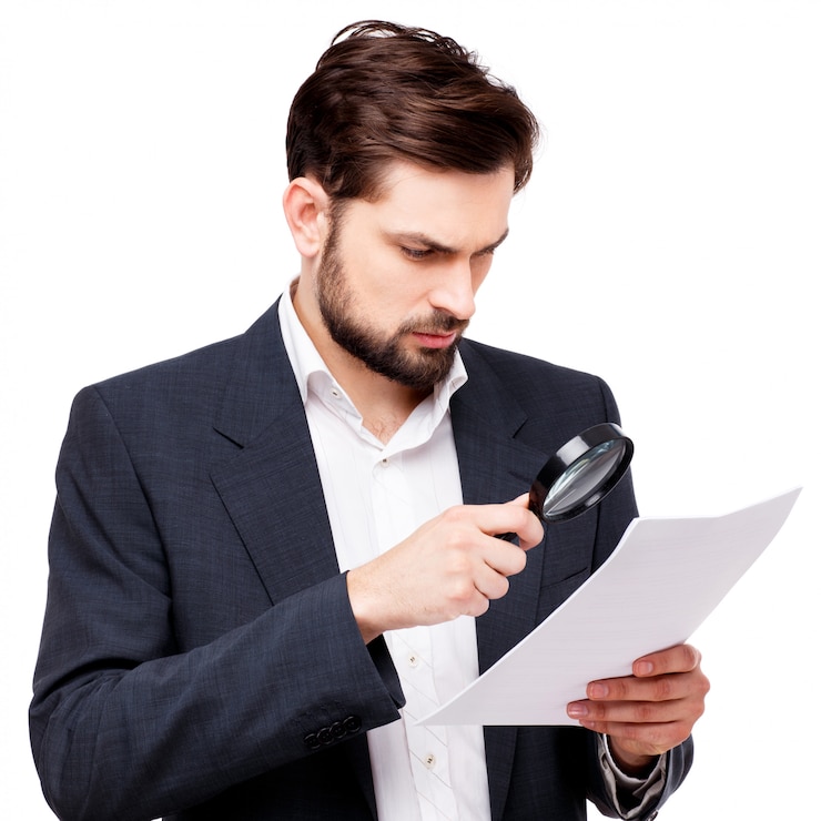 Foto retrato de un hombre de negocios confiado