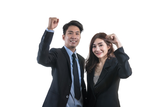 Foto retrato del hombre de negocios y de la empresaria asiática de la pareja con felicidad o celebra la acción en blanco