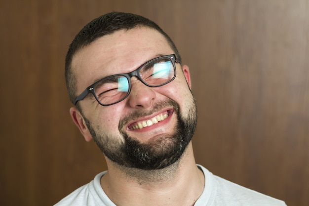 Retrato, de, un, hombre sonriente